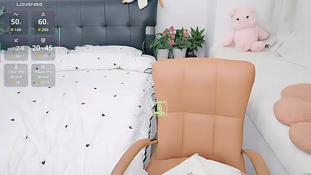 Snapshot of Mi--Manchi chatting on November 2025 01:32:01 PM Mi--Manchi online show from November 2025 01:32:01 PM