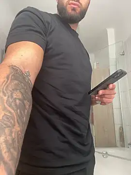 HotTeenBoy online show from January 2025 08:39:01 AM