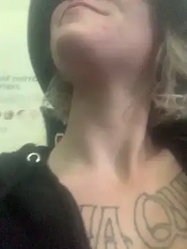 Snapshot of XxxDRAMAxxX chatting on March 2025 11:27:02 PM XxxDRAMAxxX online show from March 2025 11:27:02 PM