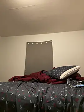 Snapshot of Yoshibaby2670 chatting on February 2025 11:42:01 AM Yoshibaby2670 online show from February 2025 11:42:01 AM