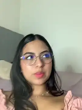 Snapshot of Julii- chatting on January 2025 12:28:02 AM Julii- online show from January 2025 12:28:02 AM