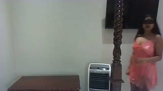Snapshot of tantragoddess chatting on October 2025 03:20:01 PM tantragoddess online show from October 2025 03:20:01 PM