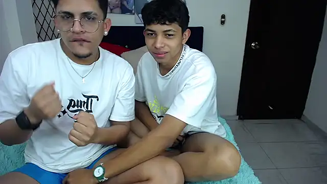 twinkmilk  online show from February 2025 11:54:01 AM