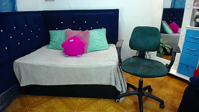 twinkmilk  online show from March 2025 12:34:02 AM