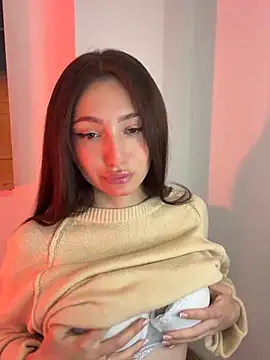 Maddy Jones online show from January 2025 07:38:01 PM