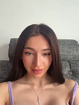 Maddy Jones online show from February 2025 08:07:02 PM