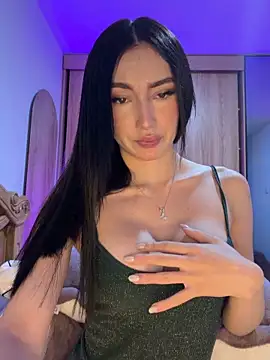 Maddy Jones online show from January 2026 02:47:02 AM