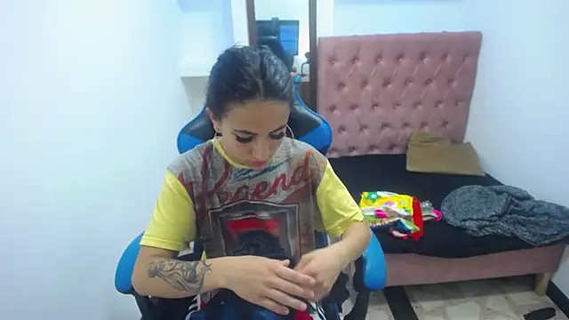 Anniee x online show from March 2025 12:35:02 PM