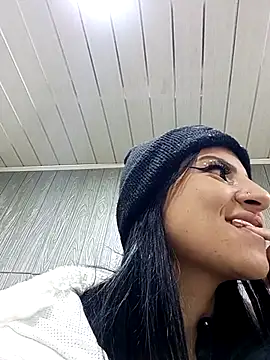 Snapshot of Anniee_x chatting on March 2026 12:23:02 PM Anniee x online show from March 2026 12:23:02 PM