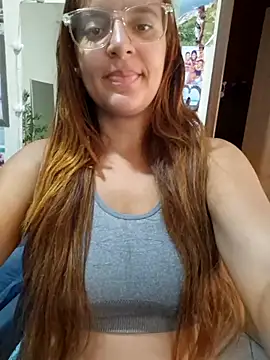 AliceRuivinha2 online show from October 2025 11:40:01 AM