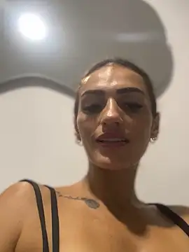 Snapshot of Samantha_bigboobs chatting on November 2025 11:54:02 PM Samantha bigboobs online show from November 2025 11:54:02 PM