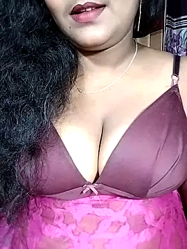 YERY HOT online show from November 2025 05:49:01 PM