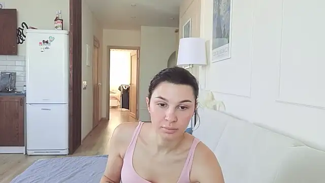 KristineEsme online show from February 2026 05:59:02 AM