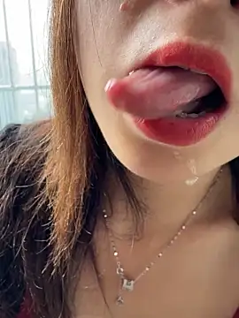 Snapshot of SSSniang- chatting on October 2025 01:31:01 AM SSSniang- online show from October 2025 01:31:01 AM