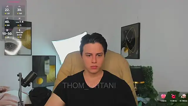 Snapshot of Thom_Ohtani chatting on April 2026 12:31:01 AM Thom Ohtani online show from April 2026 12:31:01 AM
