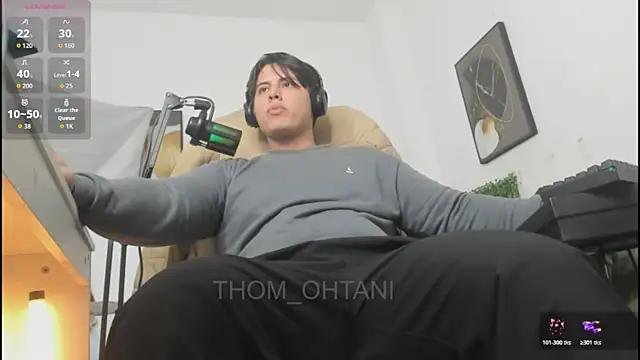 Snapshot of Thom_Ohtani chatting on May 2026 01:57:16 AM Thom Ohtani online show from May 2026 01:57:16 AM