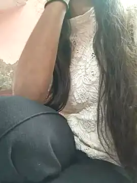 Snapshot of Barbie_183 chatting on January 2025 10:14:02 AM Barbie 183 online show from January 2025 10:14:02 AM