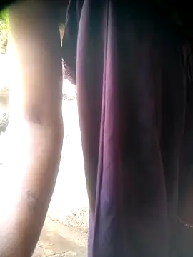 Amaya Bajwa online show from November 2025 04:45:02 AM