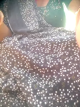 Amaya Bajwa online show from November 2025 09:45:01 AM