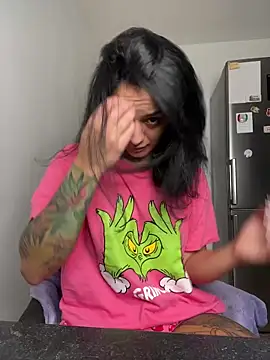 NNNoire online show from December 2025 01:16:02 PM