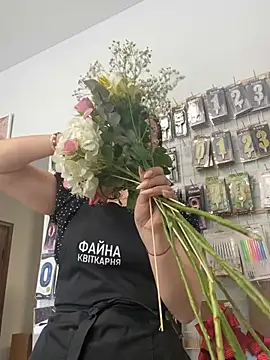 mewKate online show from May 2026 09:39:01 AM