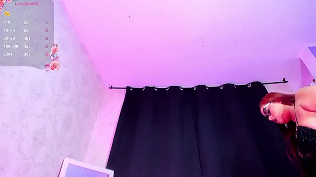 Snapshot of NAHIARA_LEE chatting on September 2025 11:56:01 AM NAHIARA LEE online show from September 2025 11:56:01 AM