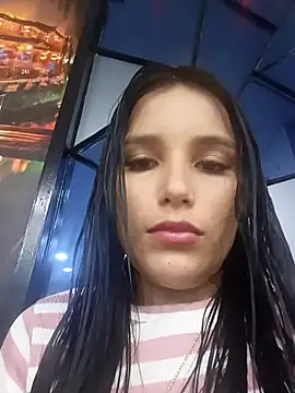 the queen of street online show from December 2025 02:51:02 AM