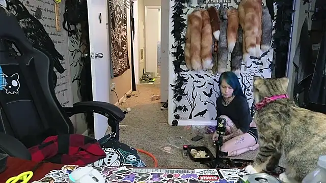 Snapshot of trashbrat chatting on November 2025 06:23:01 AM trashbrat online show from November 2025 06:23:01 AM