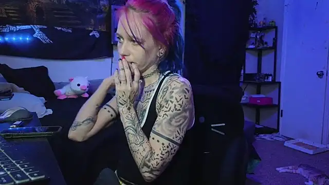 Snapshot of trashbrat chatting on January 2026 06:08:01 AM trashbrat online show from January 2026 06:08:01 AM