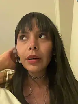 milimelmiel online show from January 2025 05:03:01 AM