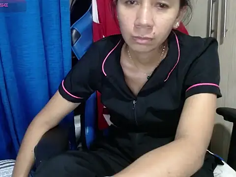 Danielagomez33 online show from January 2026 12:46:02 AM