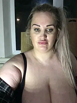 VikiiStoun online show from June 2026 09:59:01 PM