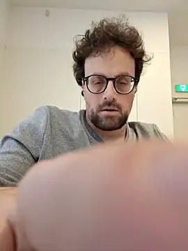 littlehairyman online show from March 2025 02:04:02 PM