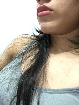 Snapshot of Tanvi_roy98 chatting on January 2025 09:02:01 AM Tanvi roy98 online show from January 2025 09:02:01 AM