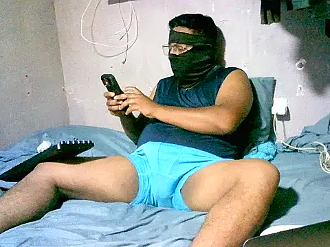 SergCarMX1 online show from July 2026 06:10:02 PM