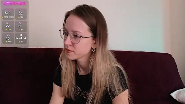 Snapshot of MaryBliss chatting on September 2025 01:32:02 AM MaryBliss online show from September 2025 01:32:02 AM