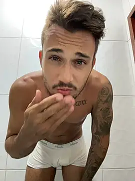 carvalhofelipe online show from January 2025 09:20:01 PM