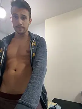 carvalhofelipe online show from February 2025 01:47:01 AM