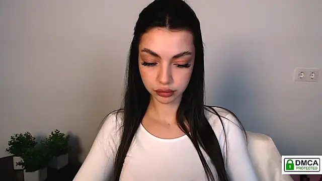 Lexi Jous online show from October 2025 03:00:02 PM