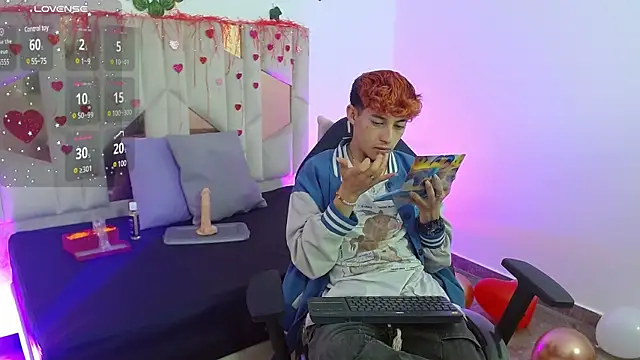 Axel tay online show from February 2025 03:23:02 AM