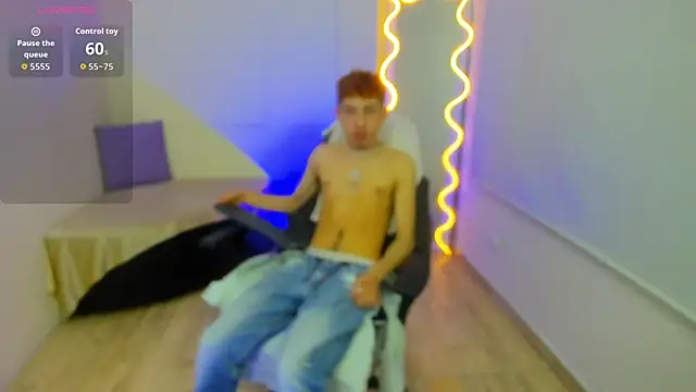 Axel tay online show from October 2025 03:31:02 AM