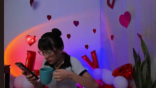 Snapshot of GABBYMORGAN chatting on February 2025 10:38:02 AM GABBYMORGAN online show from February 2025 10:38:02 AM