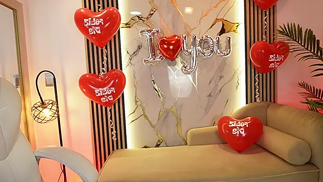 Snapshot of Emma_Walkerr_ chatting on February 2026 07:10:01 PM Emma Walkerr online show from February 2026 07:10:01 PM