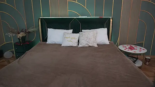 ArielGemme online show from February 2025 01:55:01 PM