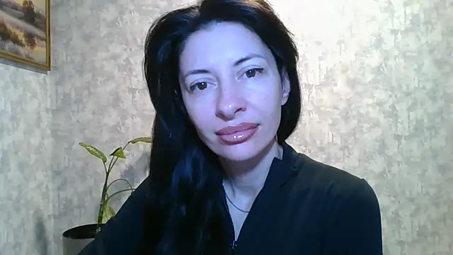 LissaBlossom online show from May 2026 04:19:02 AM