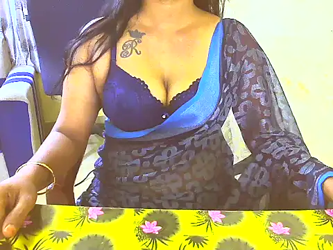 Snapshot of sriyazhini chatting on February 2026 08:42:01 AM sriyazhini online show from February 2026 08:42:01 AM