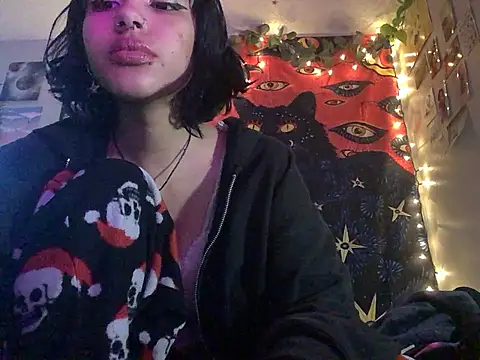 Rubyred2369 online show from January 2025 06:23:01 PM