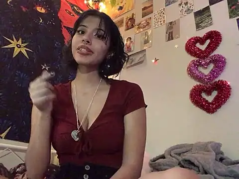 Rubyred2369 online show from February 2025 09:22:01 PM