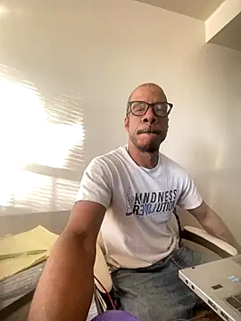 Snapshot of MrDaddyBbSnake chatting on September 2025 10:31:02 PM MrDaddyBbSnake online show from September 2025 10:31:02 PM