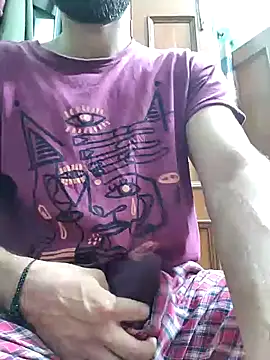 Snapshot of TOPMOON001 chatting on October 2025 06:19:02 PM TOPMOON001 online show from October 2025 06:19:02 PM